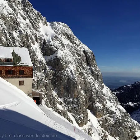 First Class Wendelstein Apartament